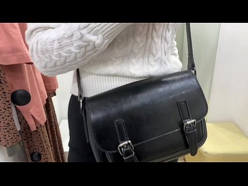 ❤️ Masturbación pública da nova cadela FeralBerry cun consolador no probatorio Porno duro en nós ️❤